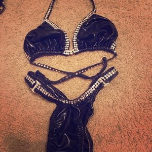 Bilbo Baggs figure 2 piece